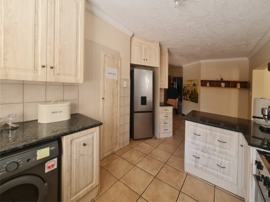 To Let 2 Bedroom Property for Rent in Pecanwood Estate North West